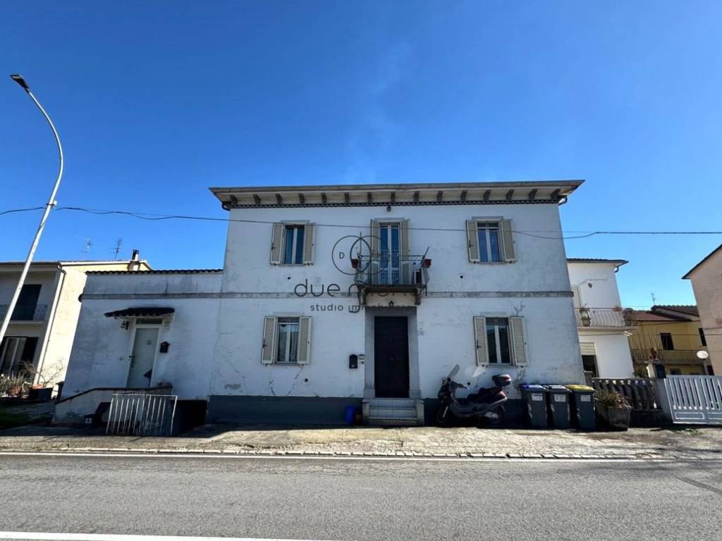 casa indipendente in vendita a Spoleto in zona San Giacomo