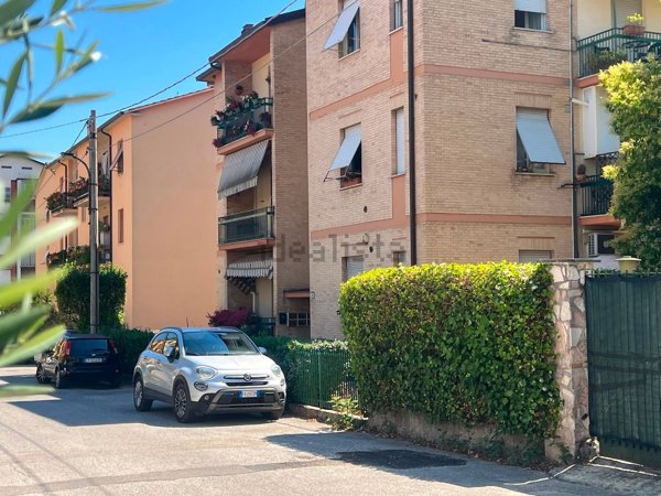 appartamento in vendita a Spoleto in zona Collerisana