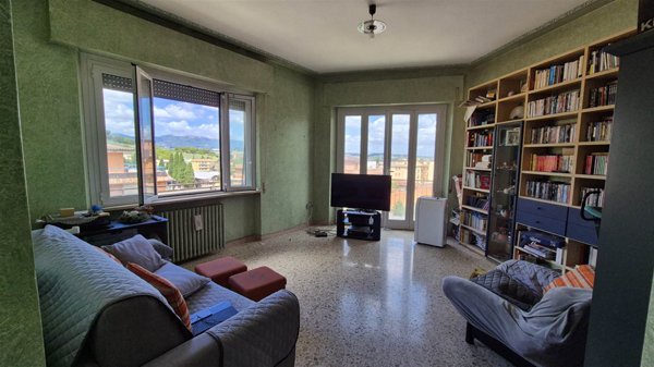 appartamento in vendita a Spoleto in zona Collerisana