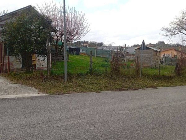 terreno edificabile in vendita a Spoleto in zona Morgnano