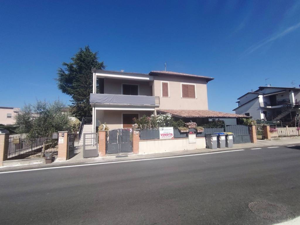 casa indipendente in vendita a Spoleto in zona San Martino