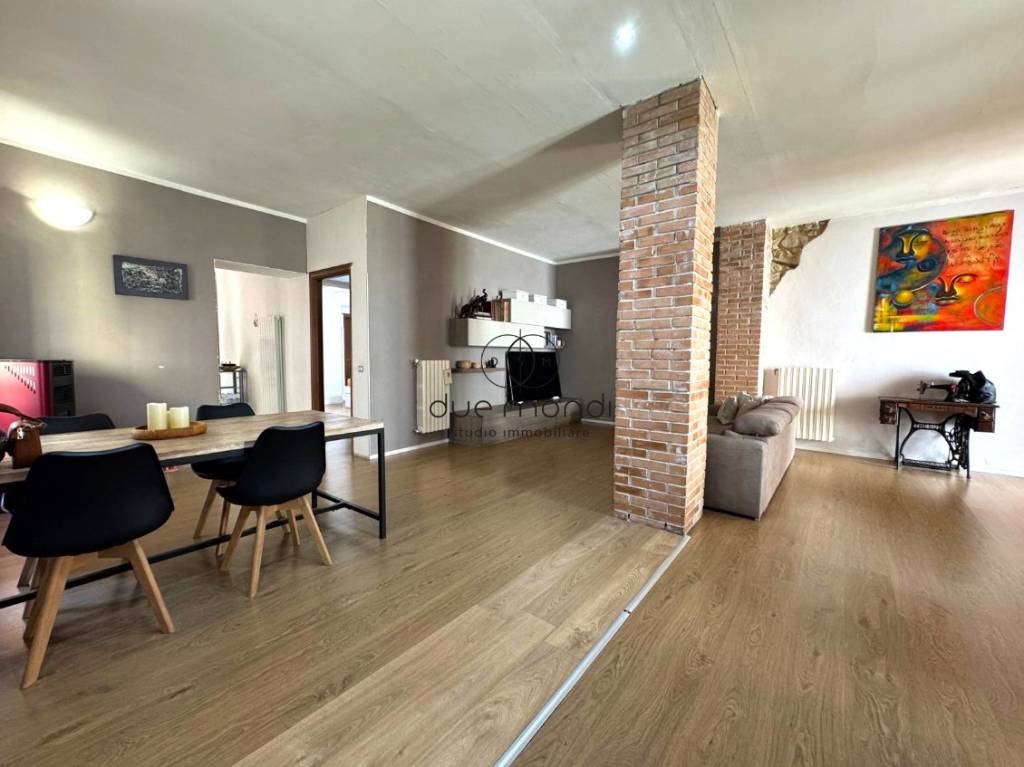 appartamento in vendita a Spoleto in zona Collerisana