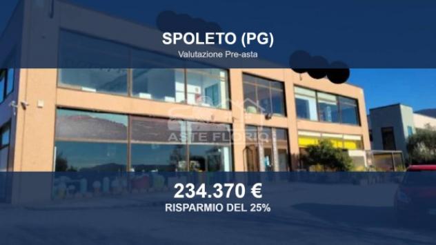 locale commerciale in vendita a Spoleto