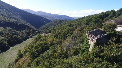 casale in vendita a Spoleto in zona Forca di Cerro