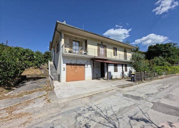 appartamento in vendita a Spoleto