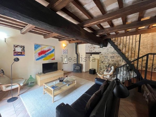 appartamento in vendita a Spoleto in zona Fogliano