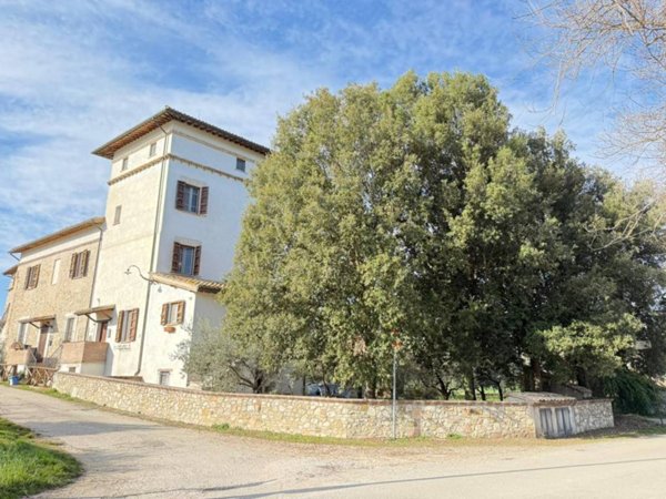 casa indipendente in vendita a Spoleto