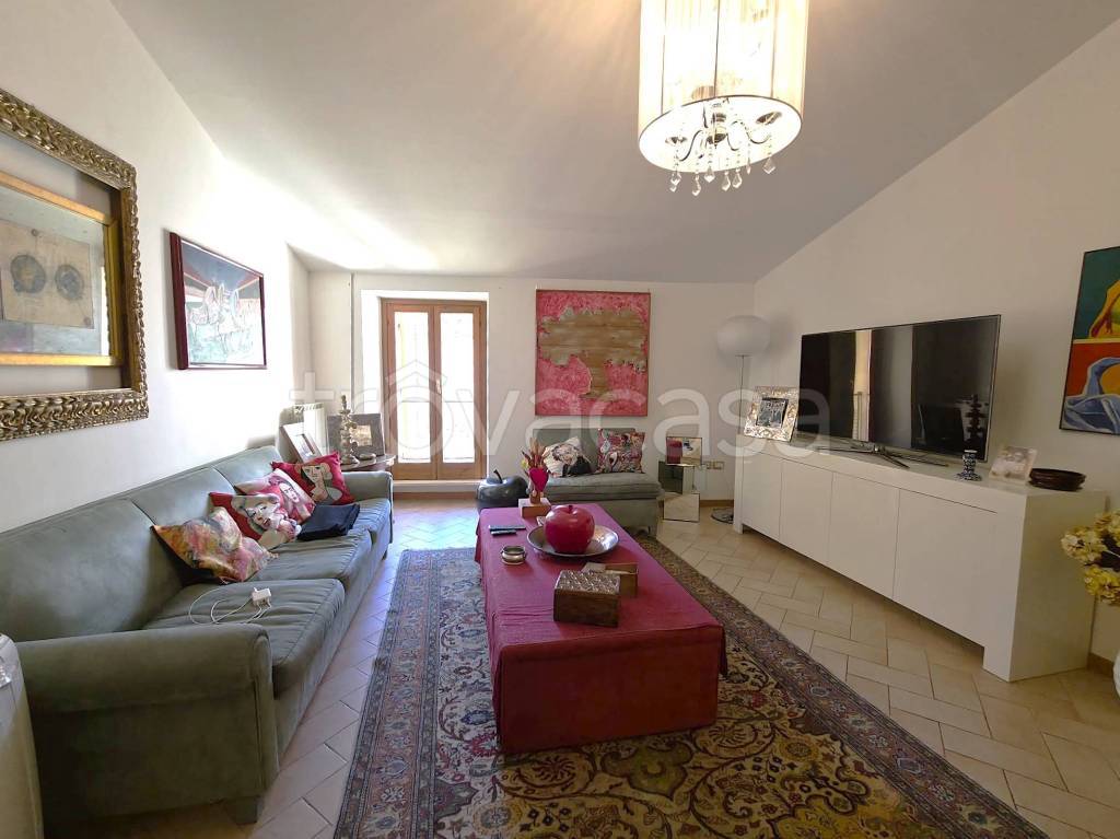 appartamento in vendita a Spoleto