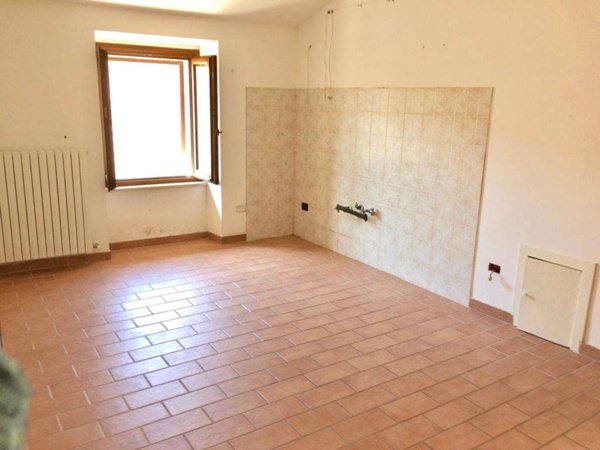 appartamento in vendita a Spoleto in zona Vallocchia