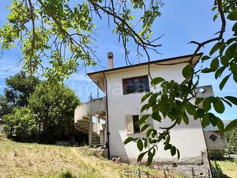 casa indipendente in vendita a Spoleto in zona Sant'Angelo in Mercole