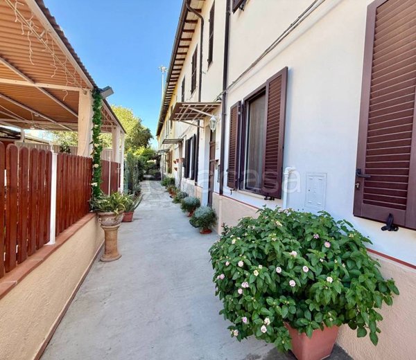 appartamento in vendita a Spoleto in zona Collerisana