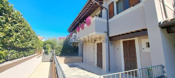 appartamento in vendita a Spoleto in zona Collerisana