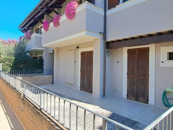 appartamento in vendita a Spoleto in zona Collerisana
