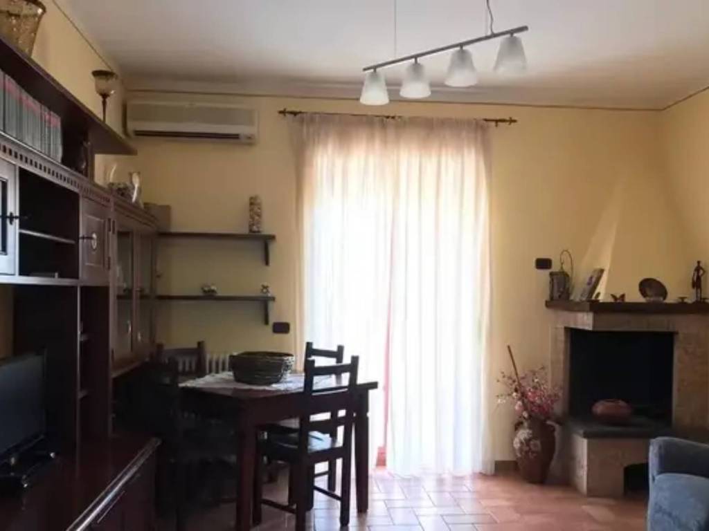 appartamento in vendita a Spoleto in zona Baiano