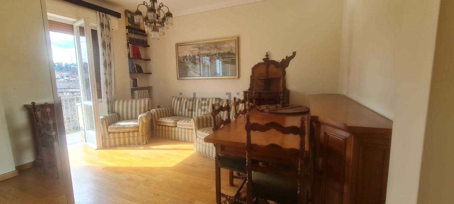 appartamento in vendita a Spoleto in zona Collerisana