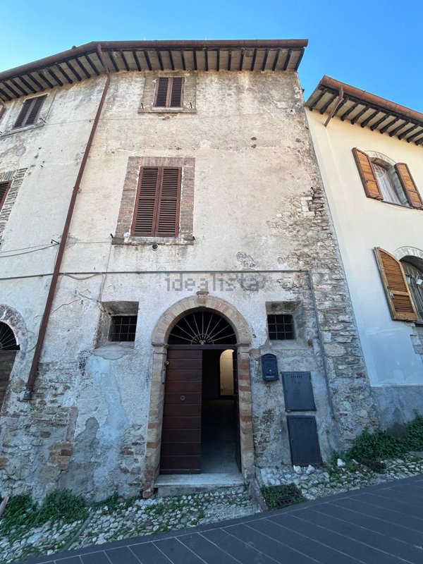 appartamento in vendita a Spoleto