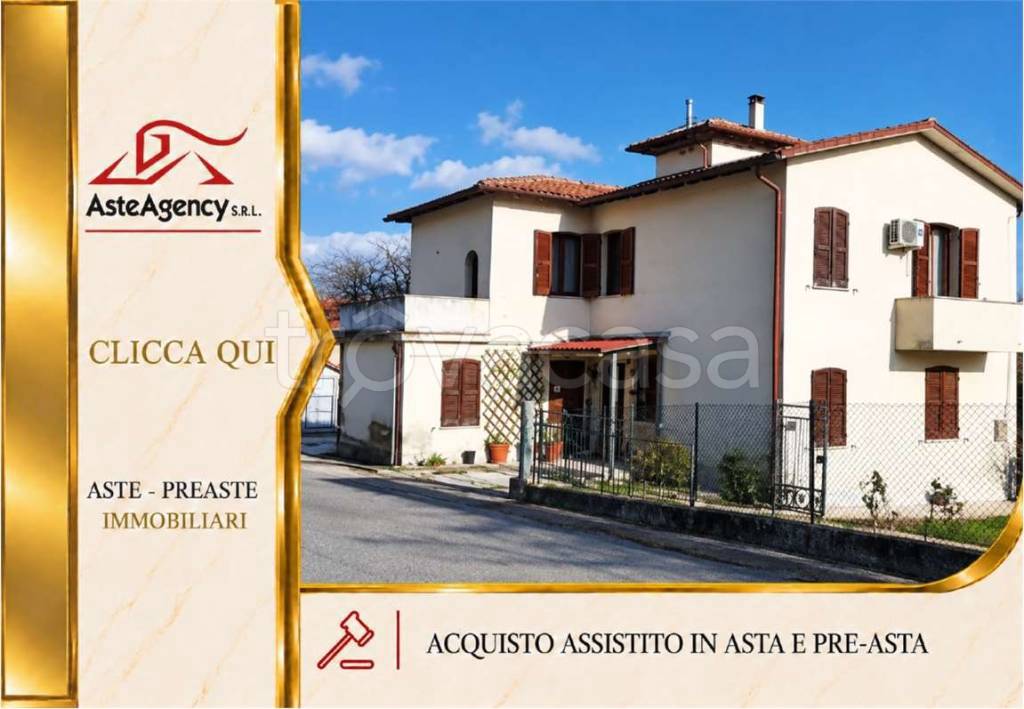 casa indipendente in vendita a Spoleto