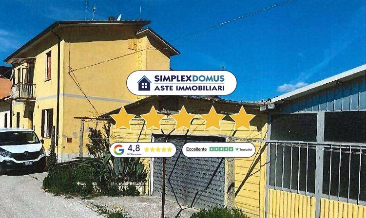appartamento in vendita a Spoleto in zona San Giovanni di Baiano