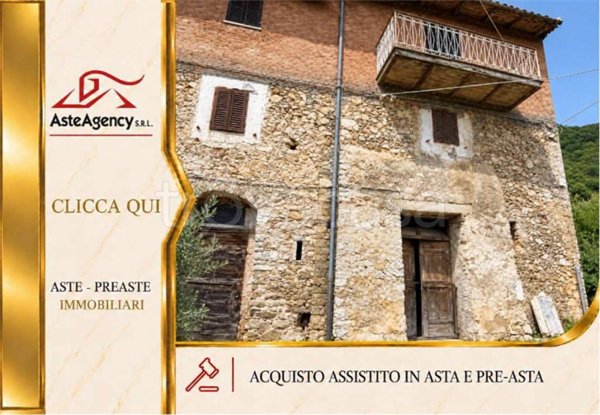appartamento in vendita a Spoleto in zona Cese