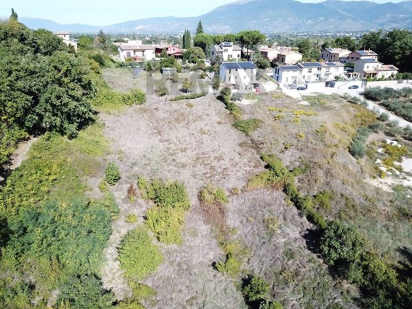 terreno in vendita a Spoleto in zona Collicelli
