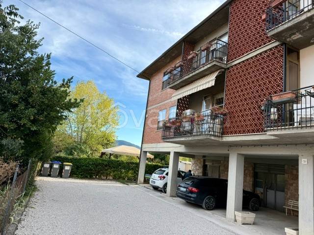 appartamento in vendita a Spoleto in zona San Giacomo