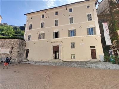appartamento in vendita a Spoleto