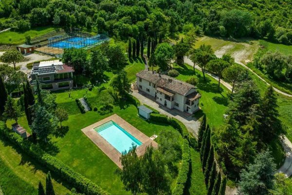 casa indipendente in vendita a Spoleto in zona San Giovanni di Baiano
