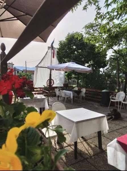 negozio in vendita a Spoleto in zona Eggi