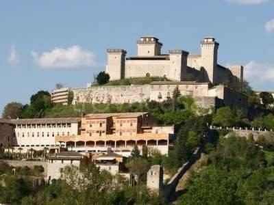 casa indipendente in vendita a Spoleto