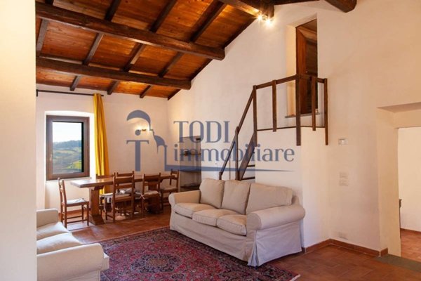 casa semindipendente in vendita a Todi in zona Pantalla