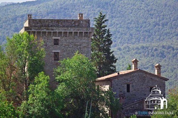 casa indipendente in vendita a Todi