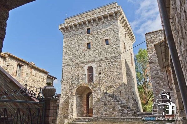 casa indipendente in vendita a Todi