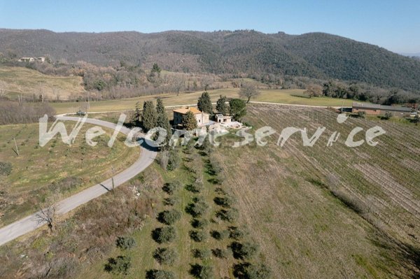 casa indipendente in vendita a Todi