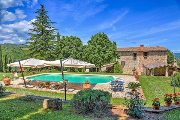 casa indipendente in vendita a Todi