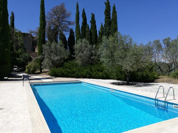 casa indipendente in vendita a Todi in zona Pantalla