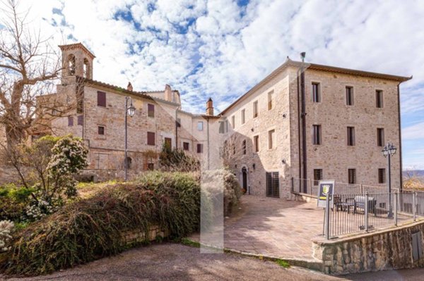 casa indipendente in vendita a Todi in zona Izzalini