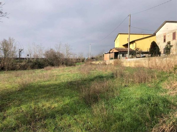 terreno edificabile in vendita a Todi in zona Pian di Porto
