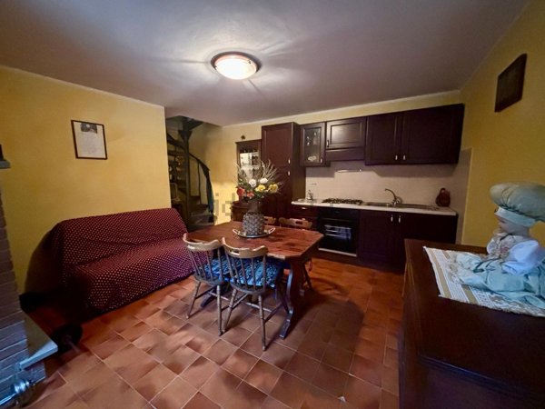 appartamento in vendita a Todi in zona Frontignano