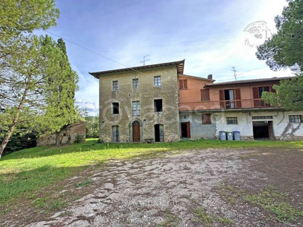 casa indipendente in vendita a Todi