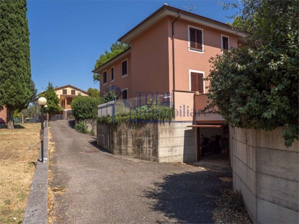 appartamento in vendita a Todi in zona Vasciano