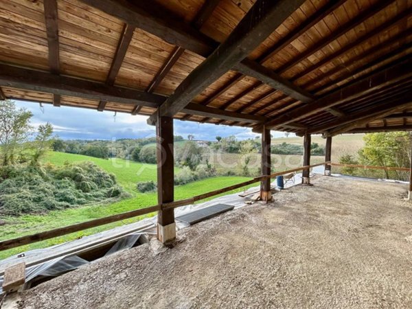 casa indipendente in vendita a Todi