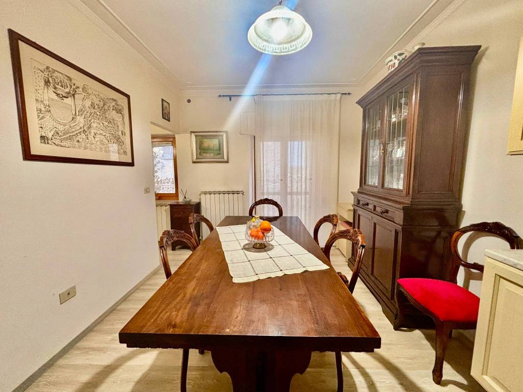 casa indipendente in vendita a Todi