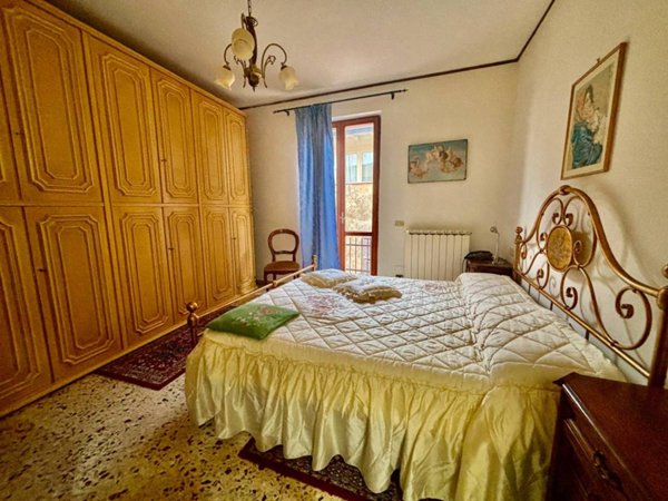 casa indipendente in vendita a Todi