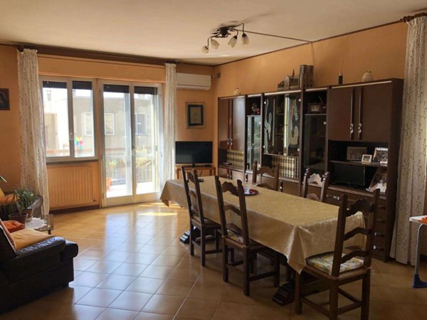 casa indipendente in vendita a Todi