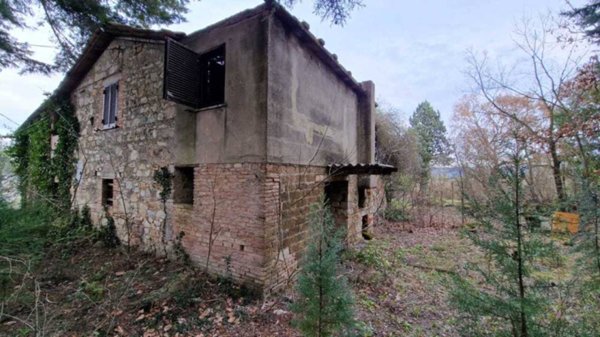 casa indipendente in vendita a Todi in zona Pesciano