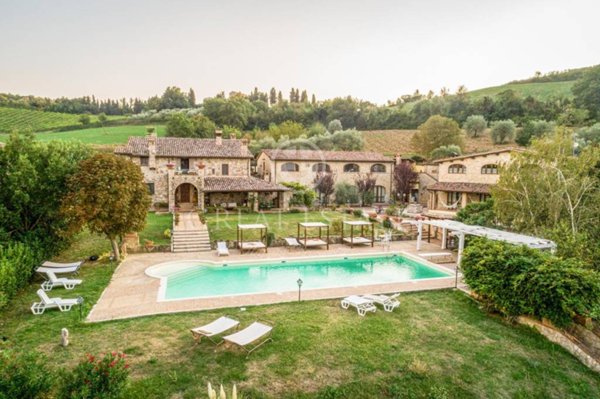 casa indipendente in vendita a Todi