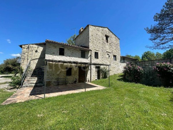casa indipendente in vendita a Todi