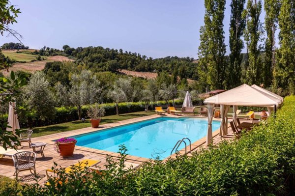 casa indipendente in vendita a Todi in zona Camerata