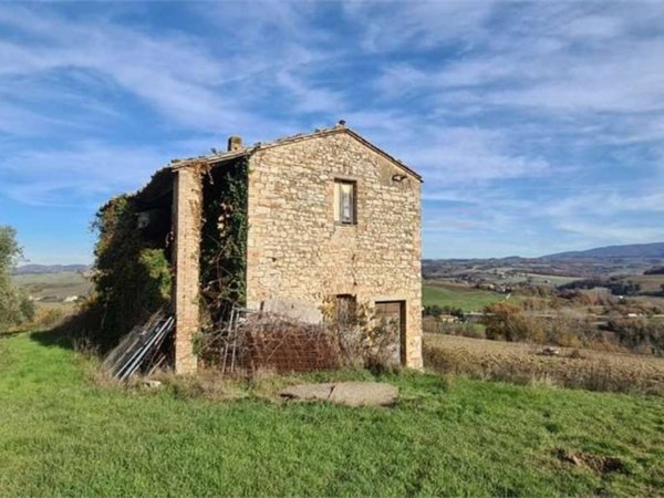 casa indipendente in vendita a Todi