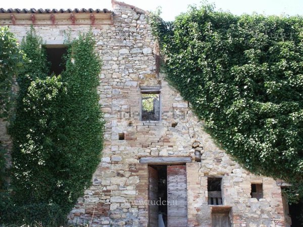 casale in vendita a Todi